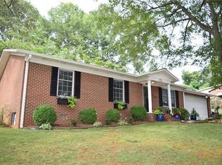836 7th Ave SW, Hickory, NC 28602
