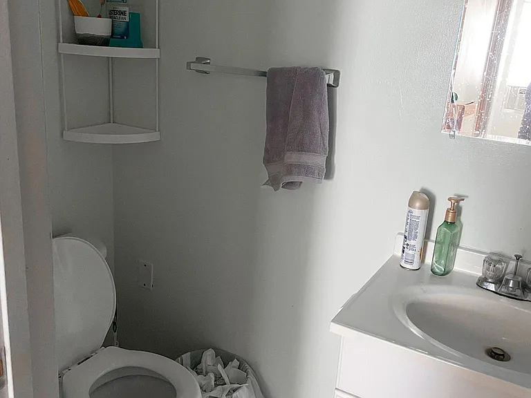 833 Brown St — Photo 13