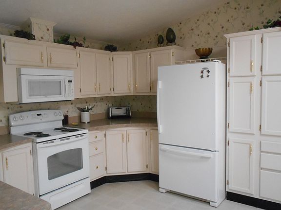 2nd image of 1701 N International Blvd Lot H36