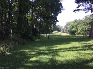 Old Drum Rd NE, Bolivar, OH 44612