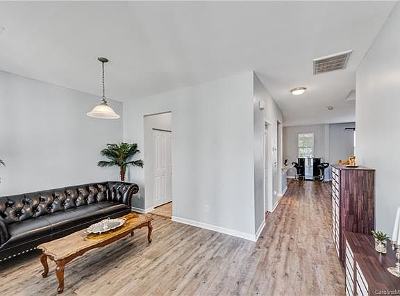 4th image of 9317 Longstone Ln #370
