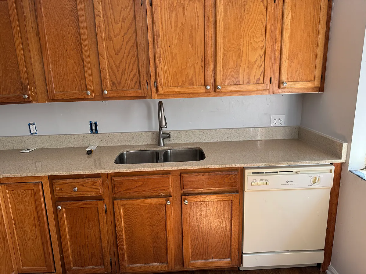 Building Photo - 3154 Peach Dr