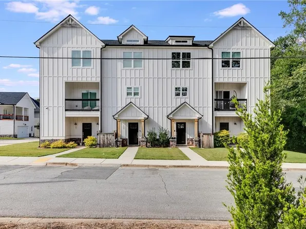 103 W Chandler St, Carrollton, GA 30117