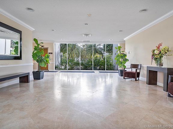 4th image of 1050 93rd St APT 4E