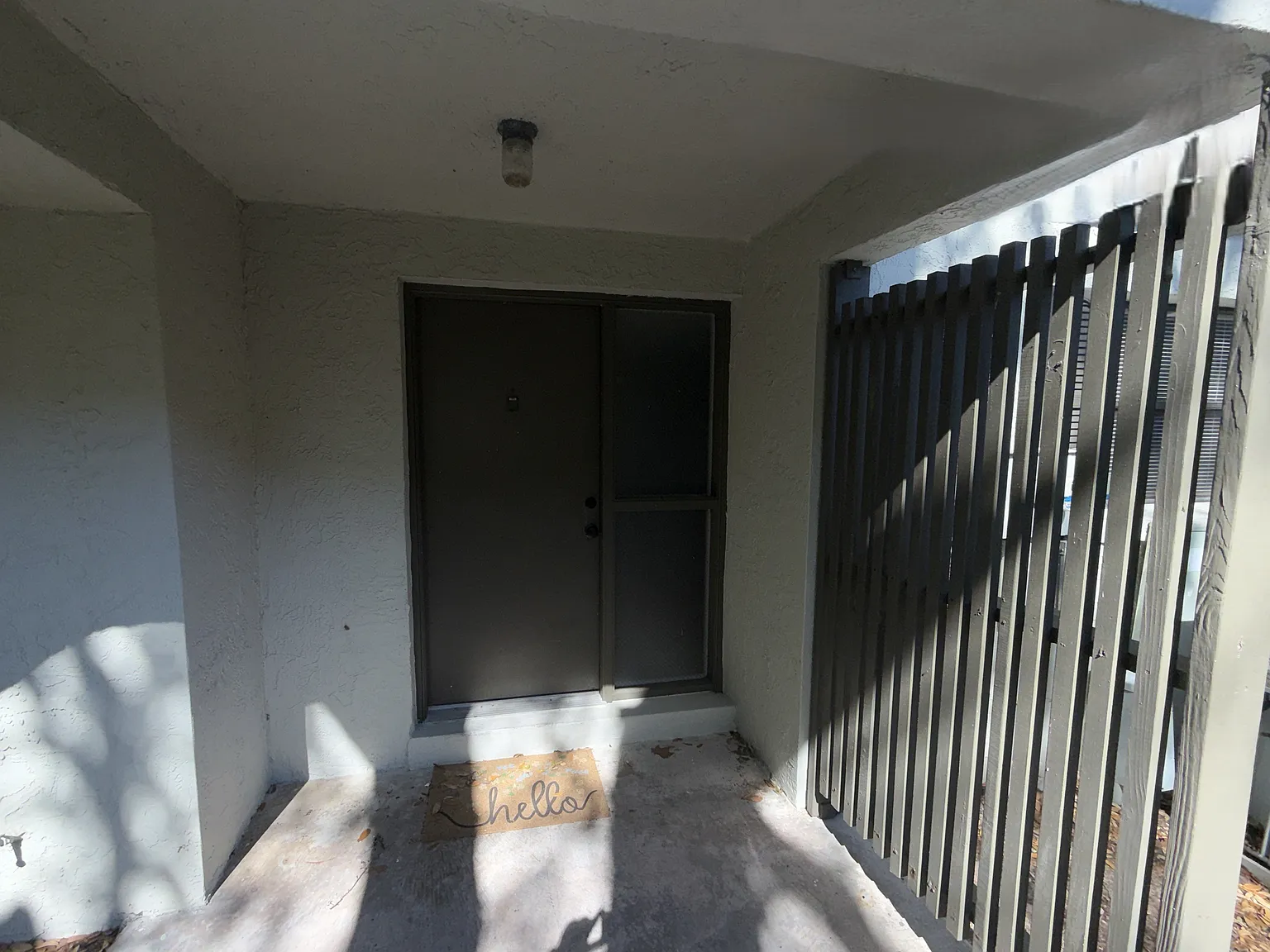2 bed, 880 sqft, $1,600 — Photo 2