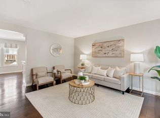 3025 22nd St S, Arlington, VA 22204