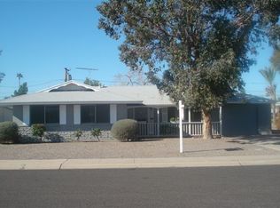 12020 N Hillcrest Dr, Sun City, AZ 85351