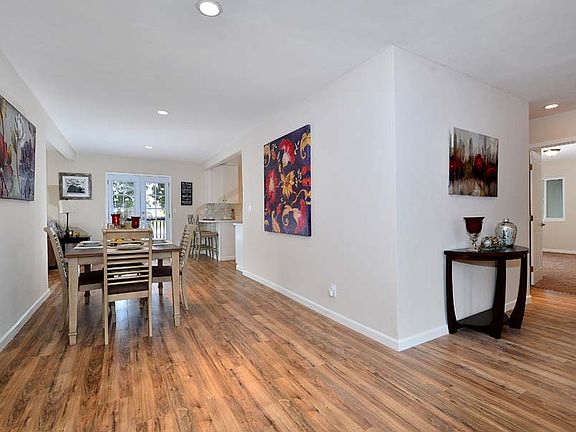 4th image of 12206 Kingsford Ct