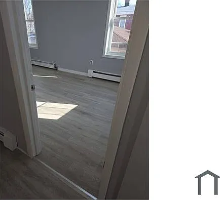2 bed, 900 sqft, $1,500 — Photo 4