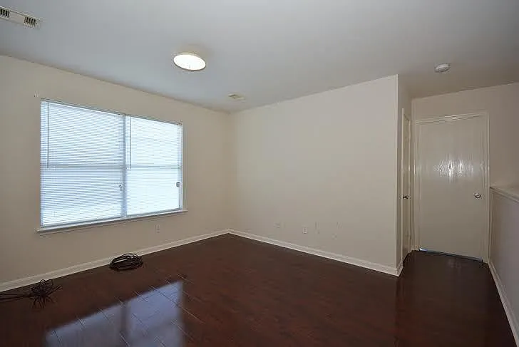 8106 Arrington Forest Ln — Photo 13