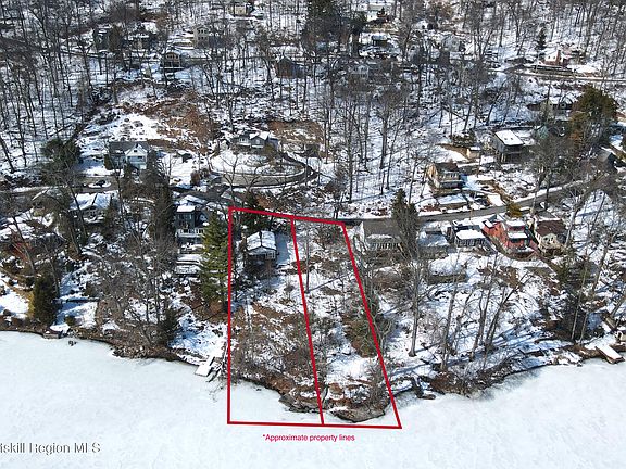 5th image of 315 Lake Drive