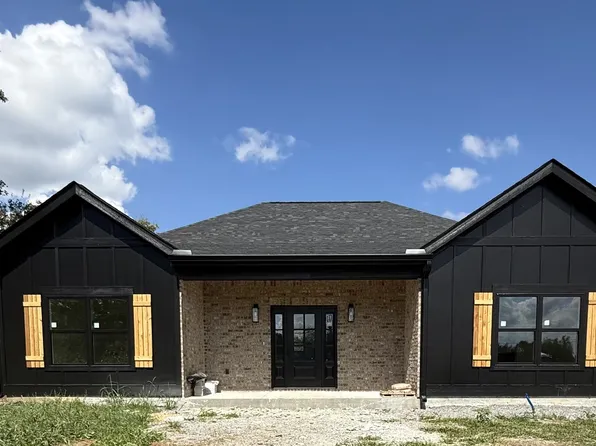 360 Laws Hill Rd, Lewisburg, TN 37091