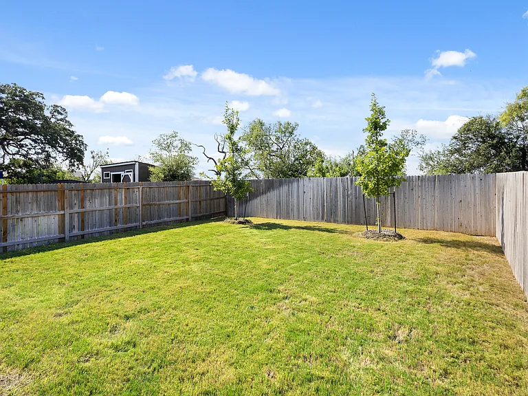 4631 Otra Otra Dr — Photo 24