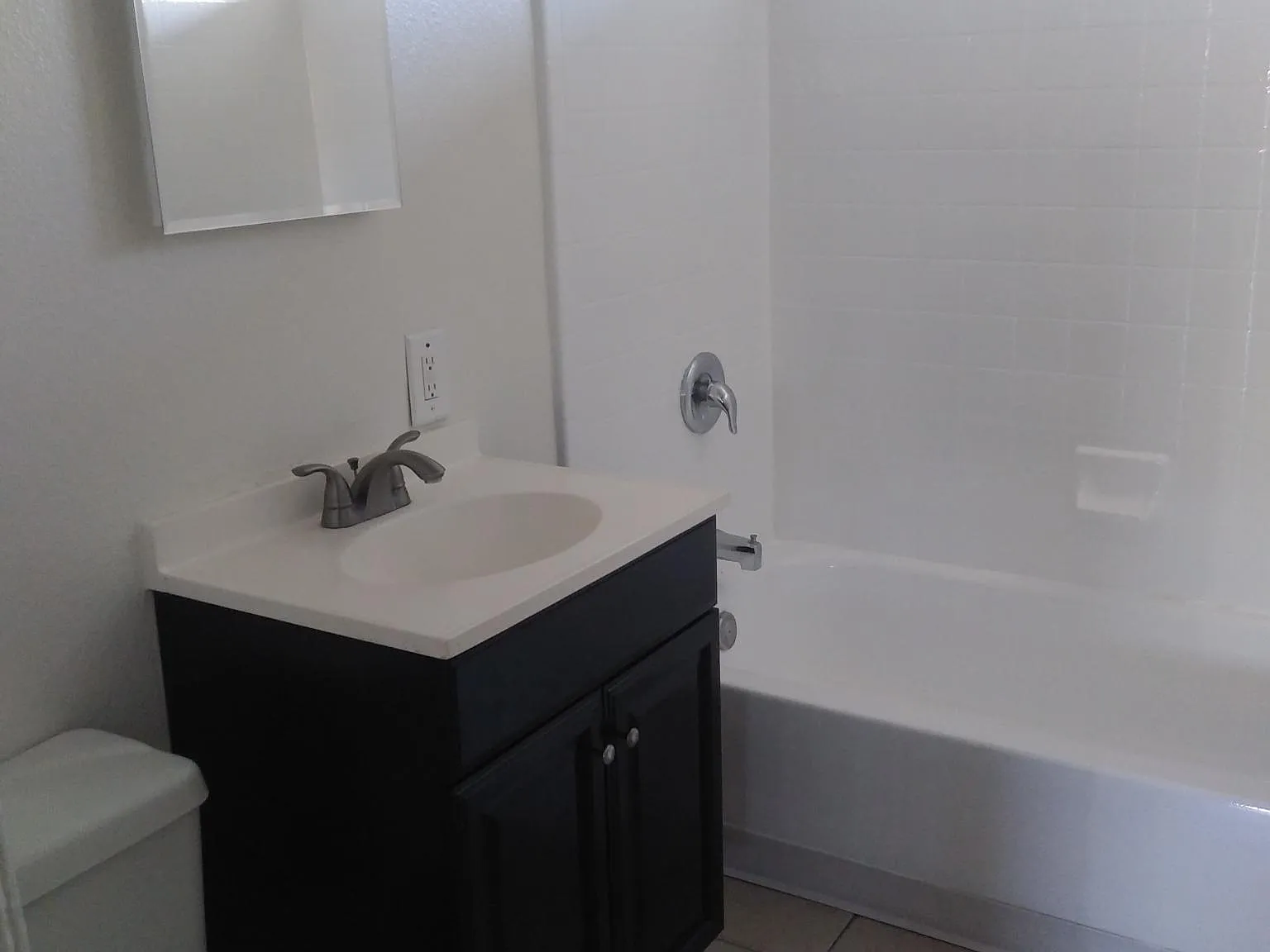 2 bed, 940 sqft, $2,500 — Photo 4
