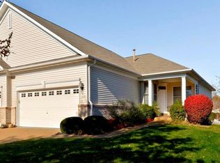 2225 Hawks Landing Dr, Lake Saint Louis, MO 63367