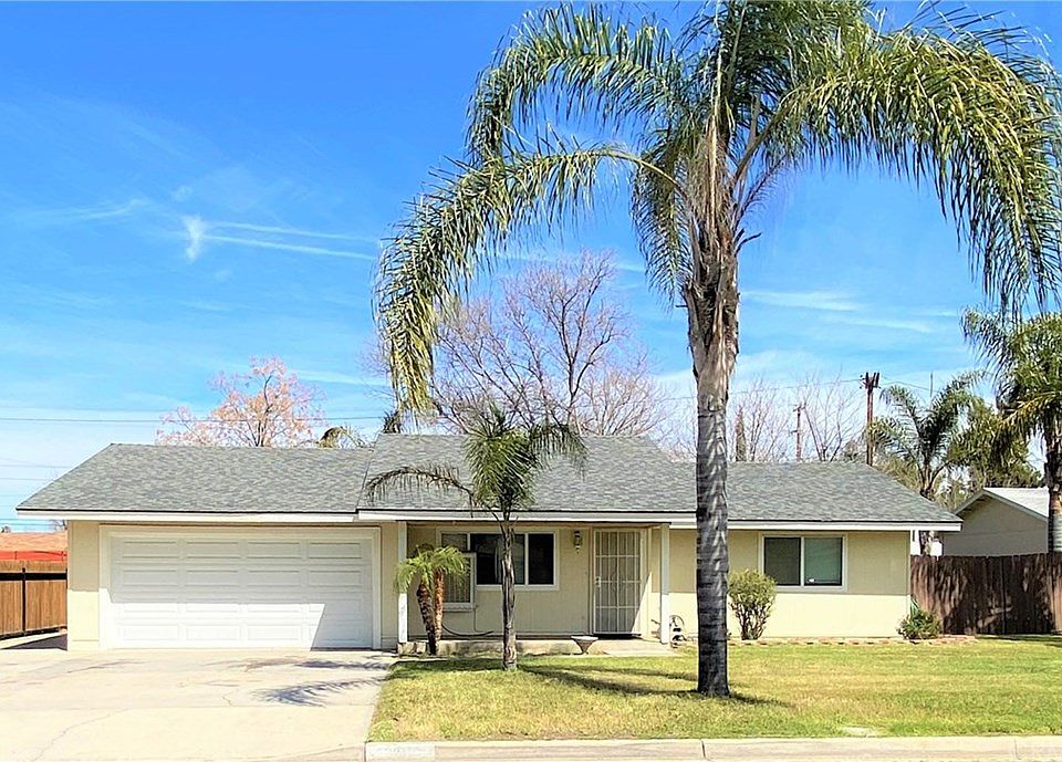1st image of 40670 Rosalie Ave