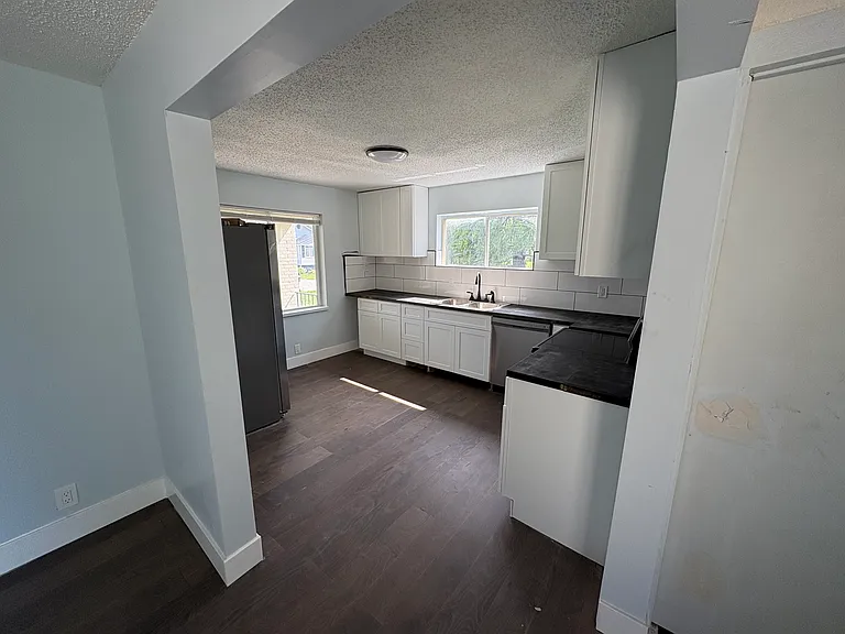1567 Harvest Ave — Photo 13
