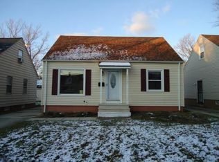 20705 Hansen Rd, Maple Heights, OH 44137