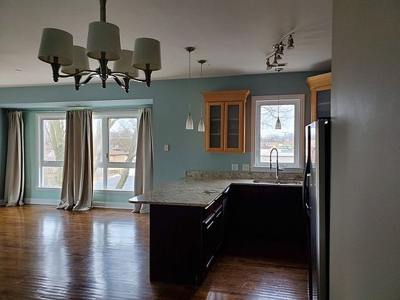 5th image of 15524 Cicero Ave Unit 3D