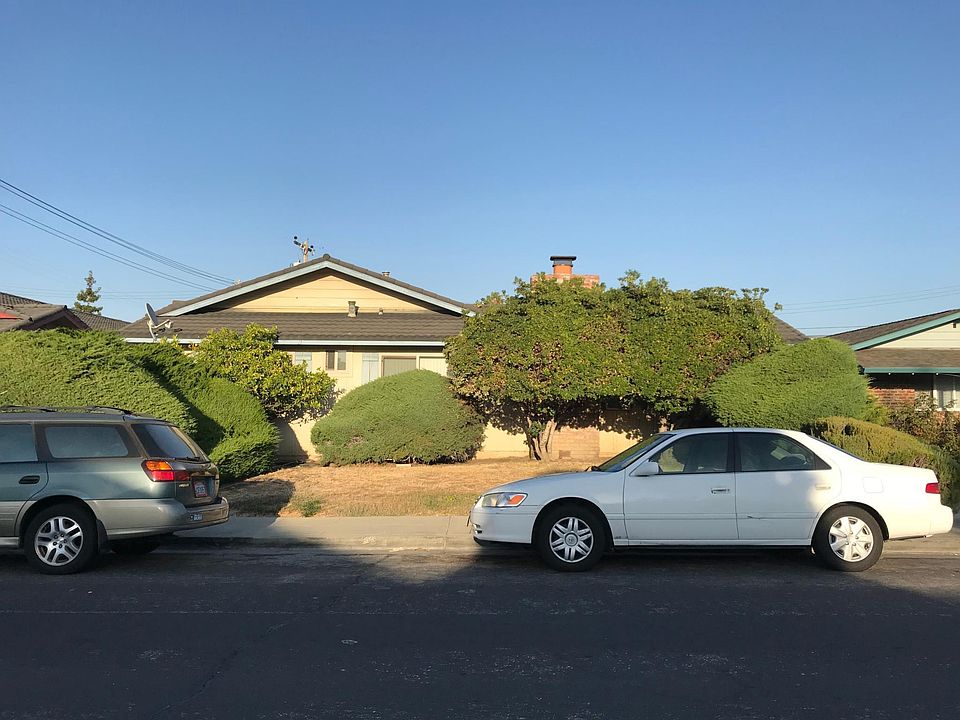 1st image of 797 Cornell Dr #1