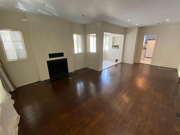 3rd image of 1016 Palm Ave #A