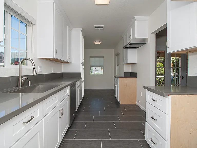 12328 Idaho Ave — Photo 15