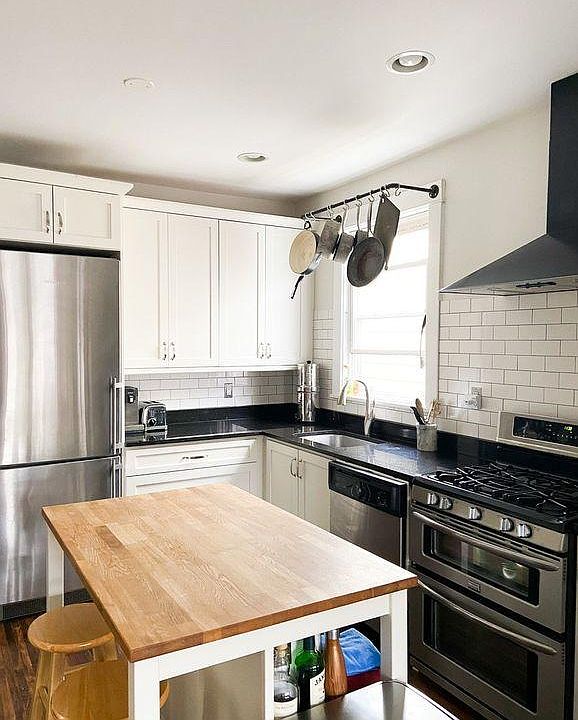 1st image of 2219 W Lawrence Ave #2