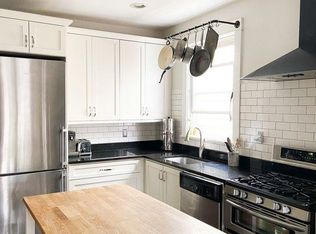 2219 W Lawrence Ave #2, Chicago, IL 60625