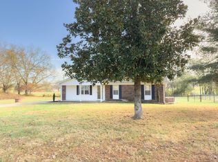267 Hidden Valley Cir, Centertown, TN 37110