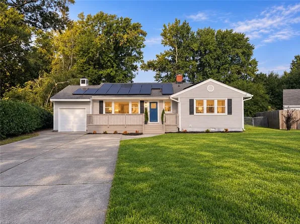 3077 Belle Haven Dr, Virginia Beach, VA 23452