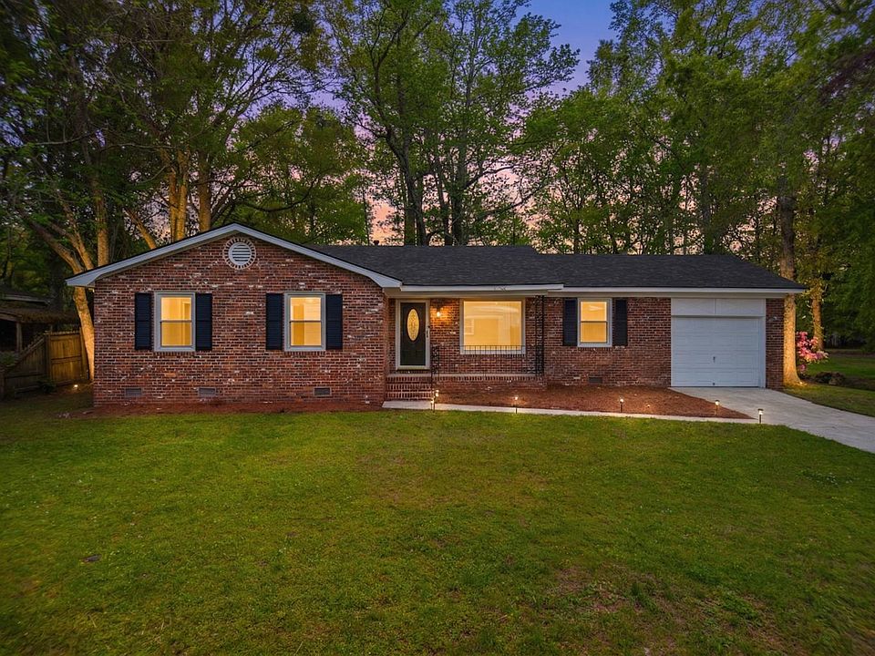 1st image of 2219 N Dallerton Cir