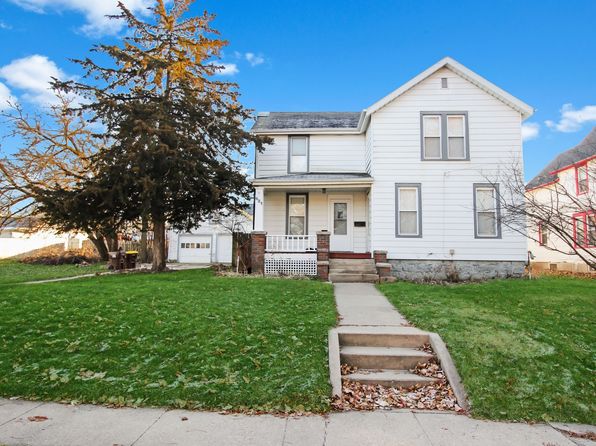 Freeport Real Estate Freeport Il Homes For Sale Zillow