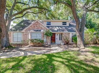 6202 Rollingbrook Dr, Houston, TX 77096