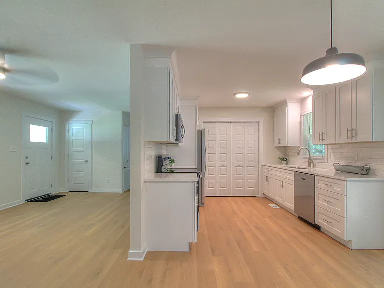 616 Anne Ave — Photo 4