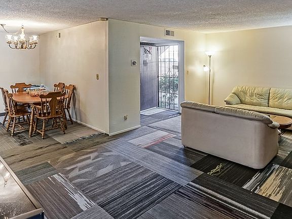 4th image of 8903 Willis Ave Unit 10