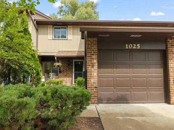 1025 Loughborough Ct, Wheaton, IL 60189
