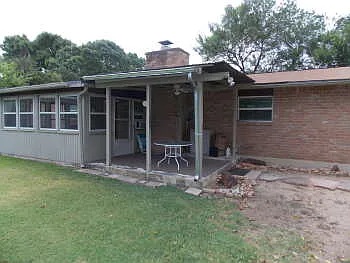 1309 Azalea Ln — Photo 23