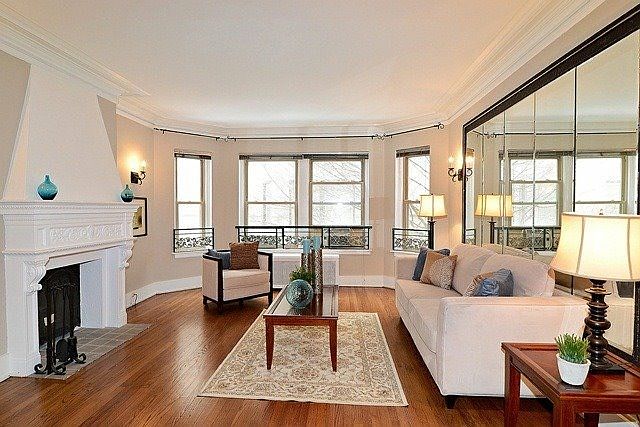 1st image of 2728 N Pine Grove Ave #1