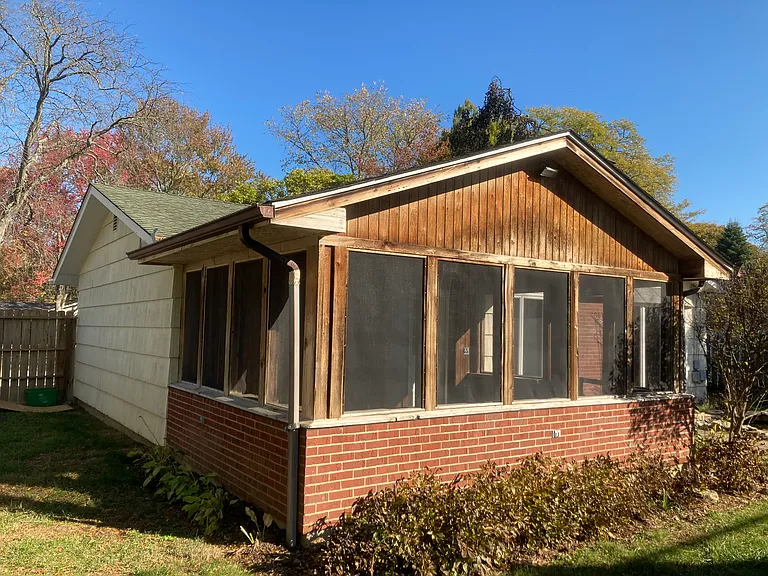 Back Exterior - 2