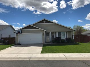108 Rainier Ave, Moxee, WA