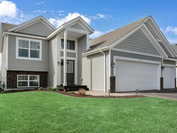 26 Robinson Dr, Lino Lakes, MN 55014