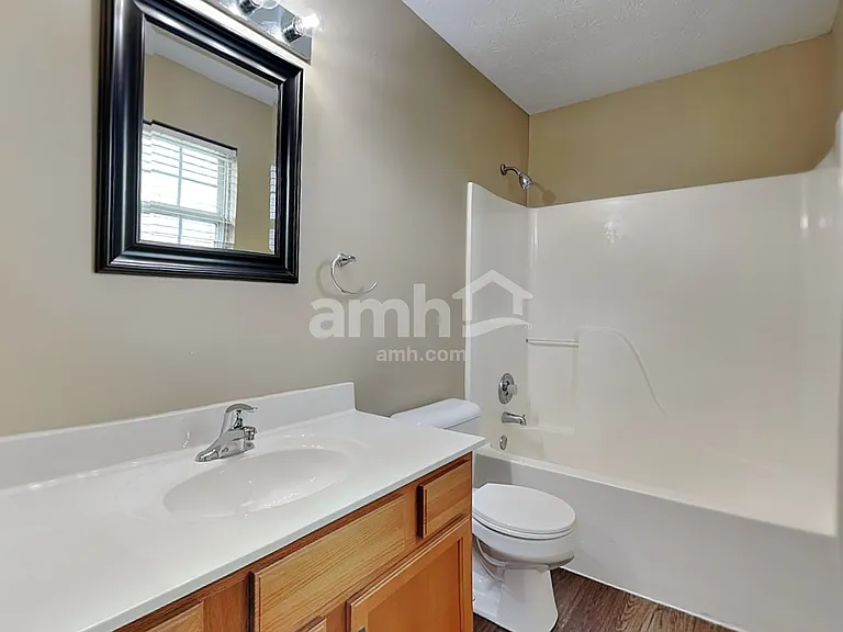 936 Hathaway Dr — Photo 13