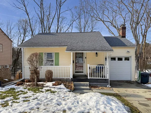 206 Leon St, Johnstown, PA 15905