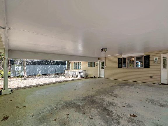 5th image of 251 Waterview Dr