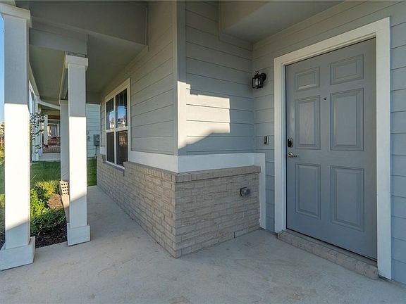2nd image of 9507 Morning Iris Dr