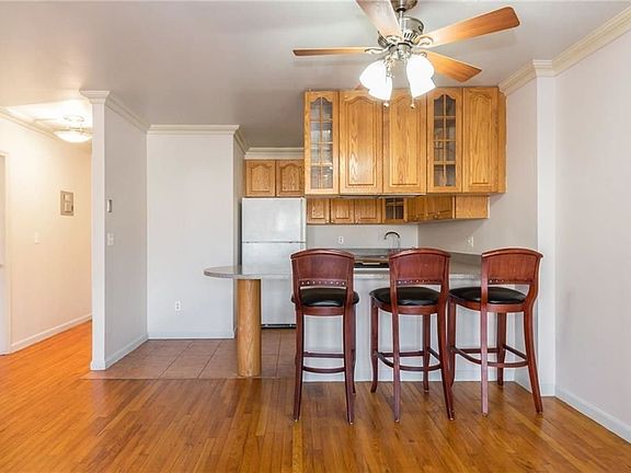 5th image of 98 Gelston Ave APT 1