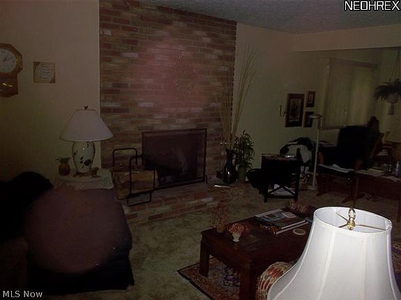 3rd image of 9040D Portage Pointe Dr #D