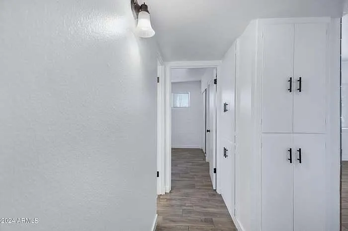 383 N Evergreen St — Photo 9