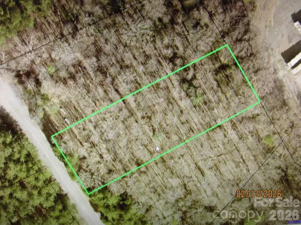 880 W 25th St, Newton, NC 28658