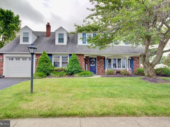 23 Colby Ln, Langhorne, PA 19047